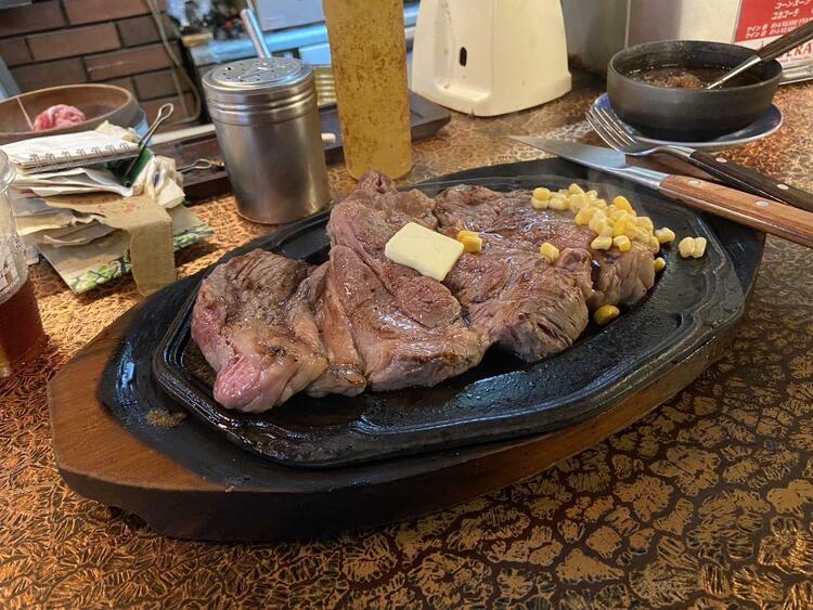 まかないでおいしいステーキが食べられる♪