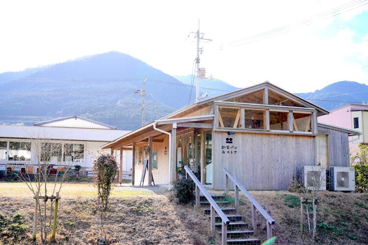 山々に囲まれた気持ちの良い環境です♪