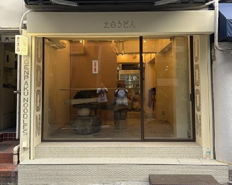 入り口　外観