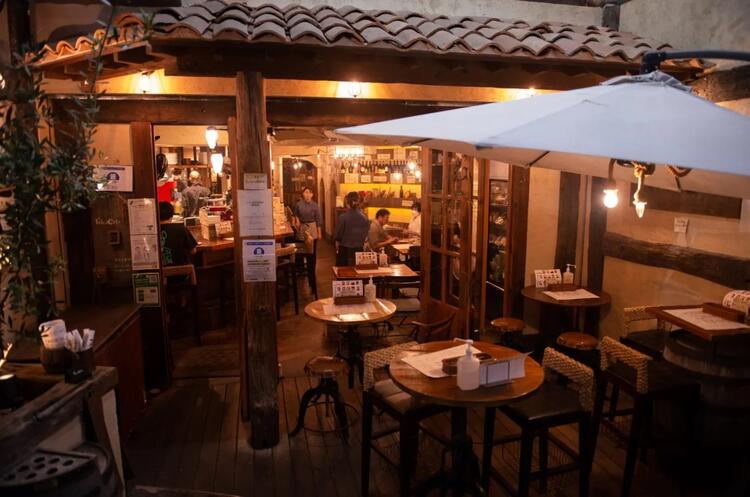年齢問わず幅広い層のスタッフが活躍！