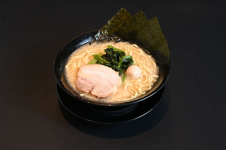 こだわりの家系ラーメンをご提供◎