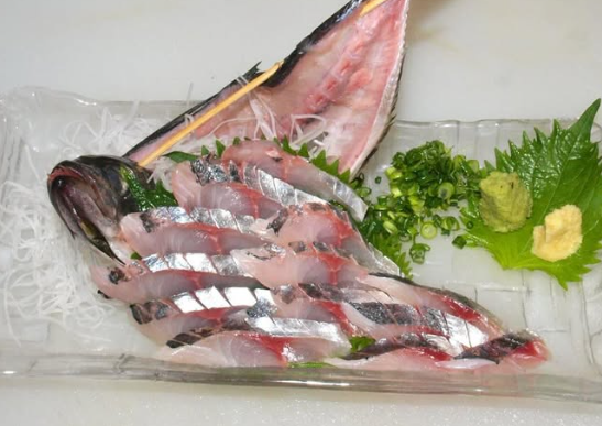 看板メニューは鮮度抜群の活魚！