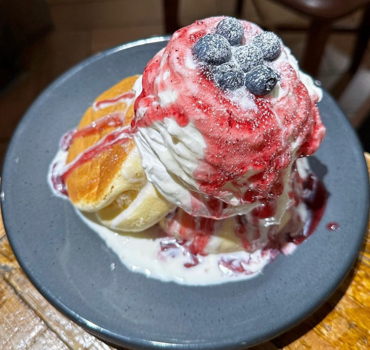 甘い香りに包まれて、笑顔で働けるお店です