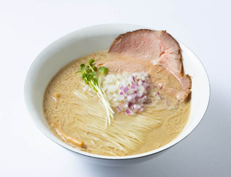 金沢濃厚煮干豚骨 伊乃心の詳細画像5