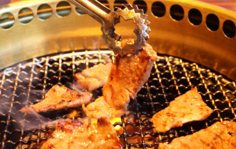 スタッフ絶賛の絶品まかないあり♪