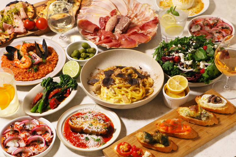 自然派ワイン中心の豊富なグラスワイン