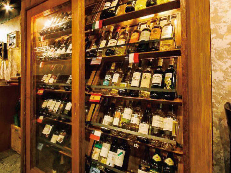 ワイン充実◎お酒にも詳しくなれます！