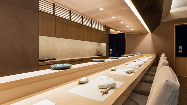 ビジネス利用の多い当店は日祝が定休日。