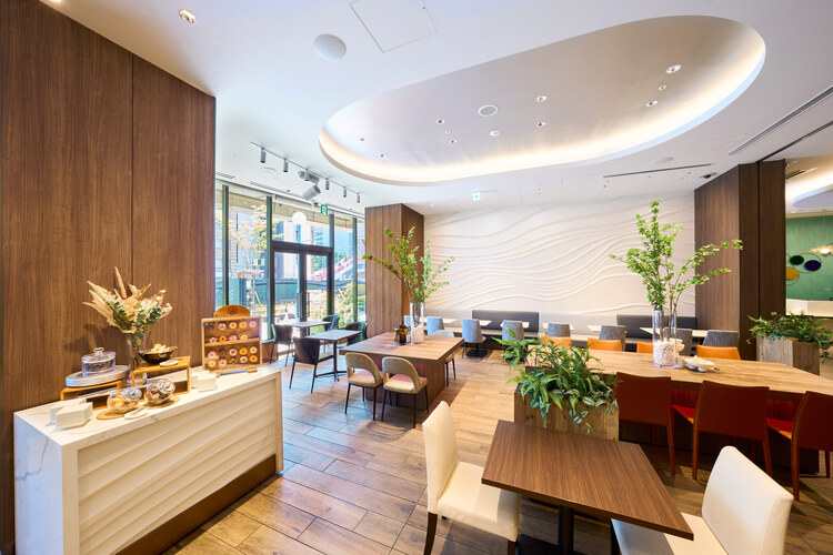 朝食ビュッフェ＆ラウンジでのお仕事です！