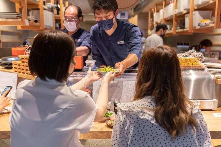 年収800万オーバーのスタッフ多数在籍◎