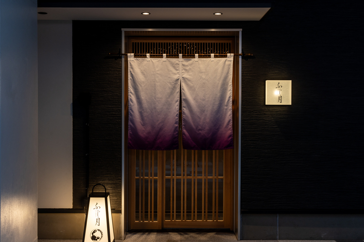 創業者の想いを大切に、本物の飲食を学べる