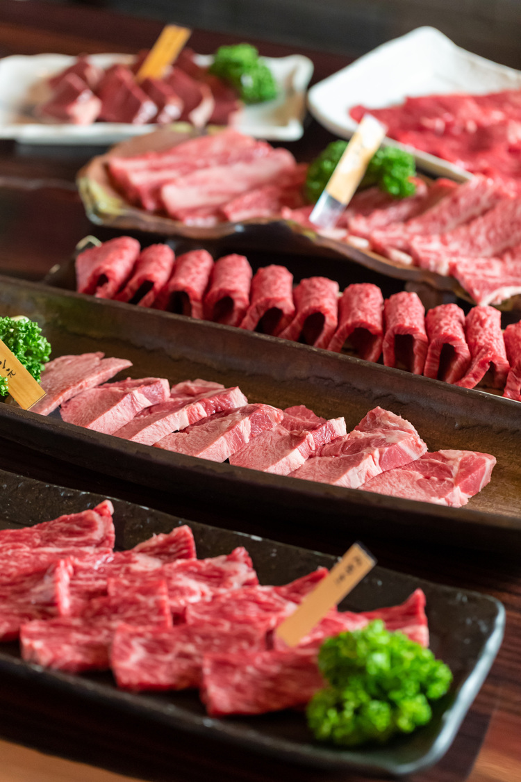 徳島の牧場から直接仕入れる国産黒毛和牛