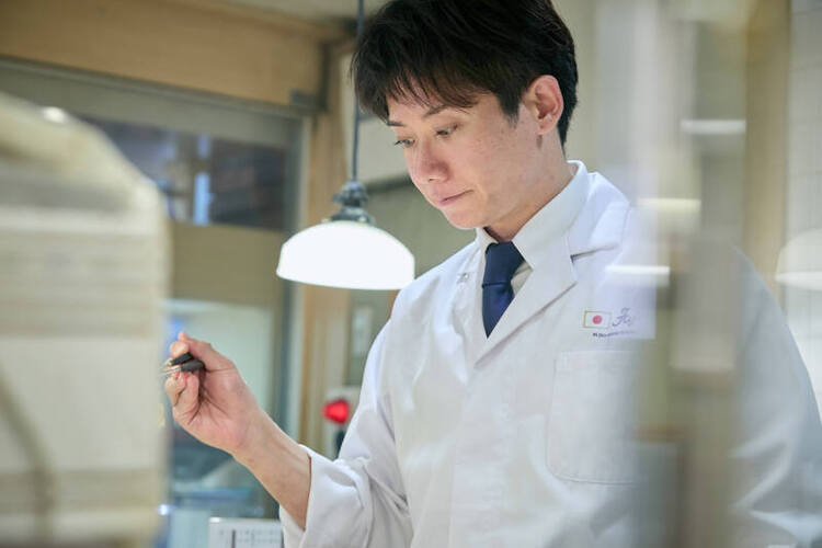 職人が目の前で揚げる上質な串揚げ