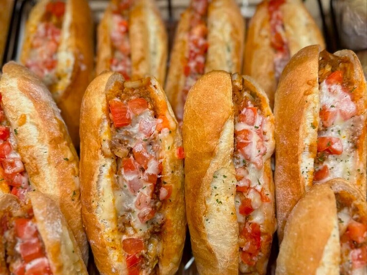 フィリングもほとんど手づくり・手仕込み