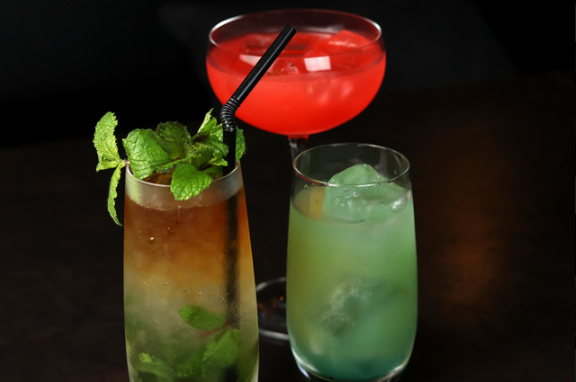 西麻布ダイニングバー八百長BARの詳細画像3