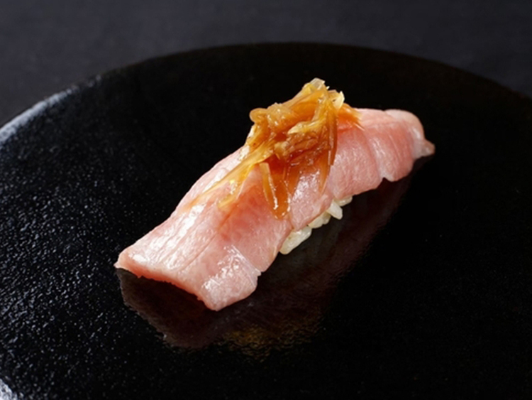 旬の魚を正当派の江戸前握りにてご提供◎