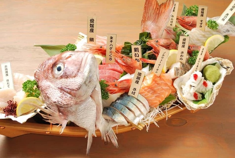 匠の技が光る、美しき鮮魚の宴。