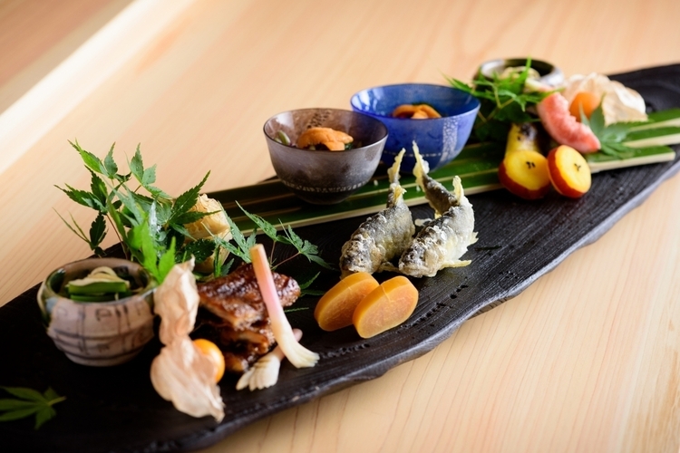 高級食材の知識も身に付きます。