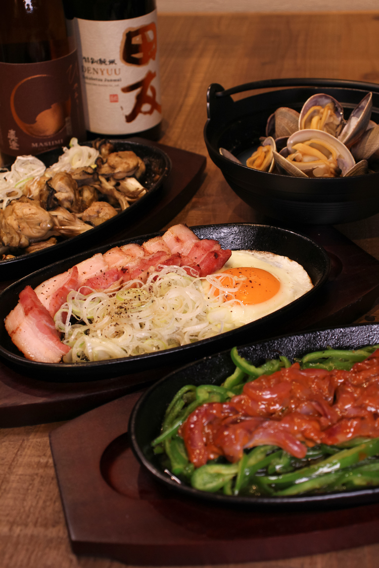 お酒が進む！バラエティ豊かな酒肴盛り。