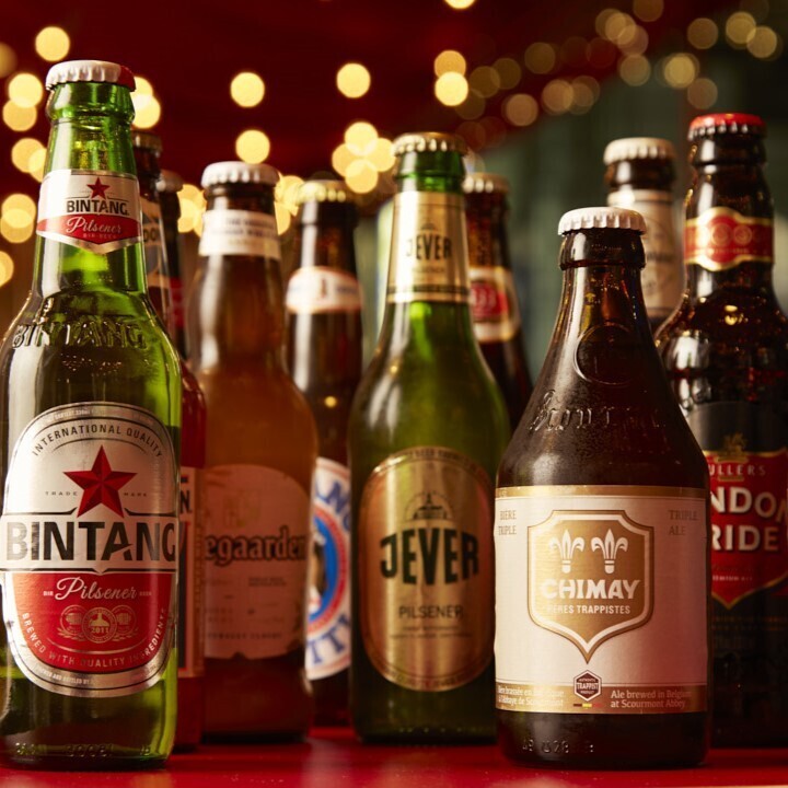 世界各国のビールやカクテルを厳選！