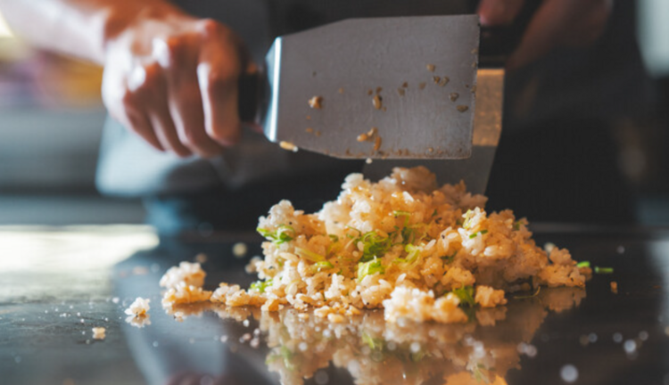 おいしいまかないあり☆