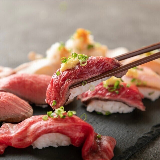 名物の和牛肉寿司★
