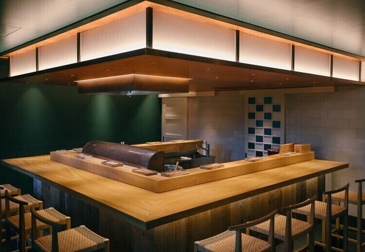 ラグジュアリーホテルで美味しい料理を提供