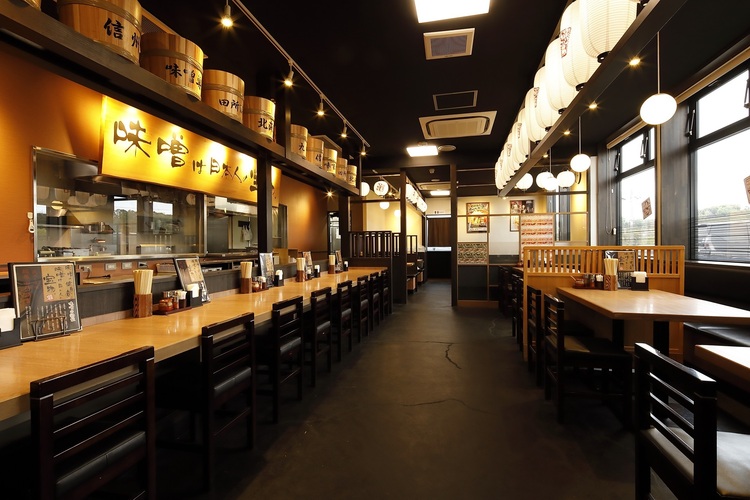 ＼意欲と⼈柄重視の選考／