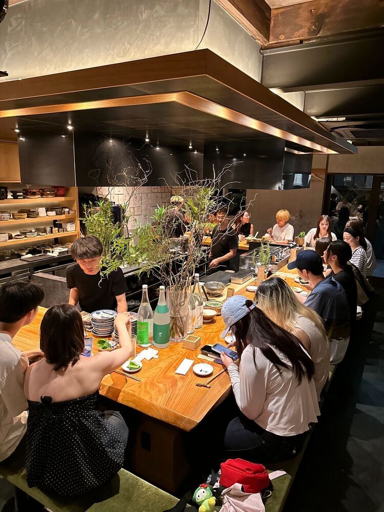 オープンしたばかりの2号店もすでに大盛況