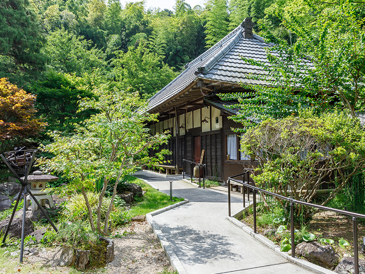 系列）古民家フレンチレストランも展開中
