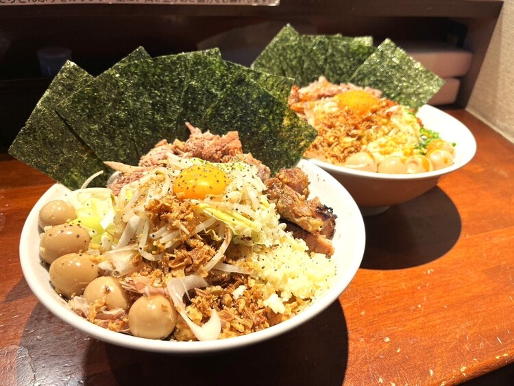 スタッフが意見を出し合ってメニューを考案