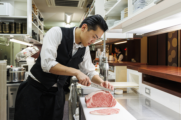 調理も接客も、何でもこなせる人材に