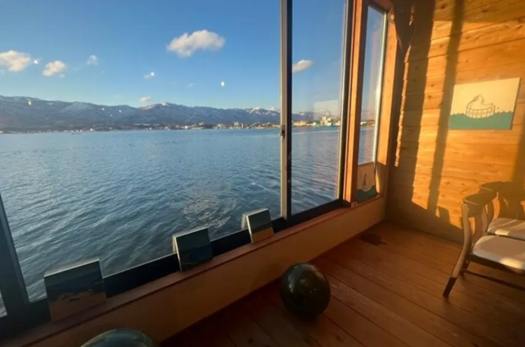 落ち着いた空間で働くことができます＊