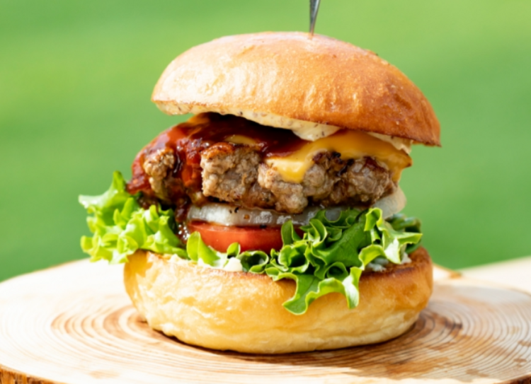 1/3H自慢のこだわりバーガーです！