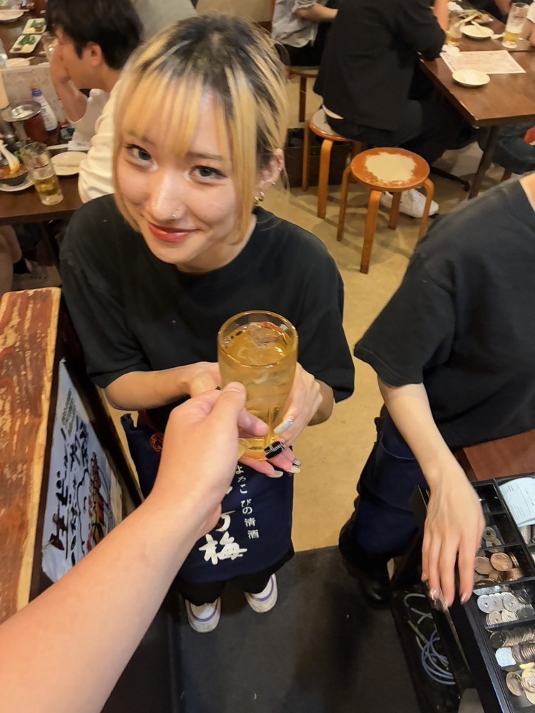 賑やかな職場です★