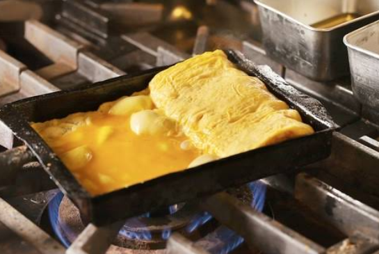 絶品まかないはスタッフにも大人気！