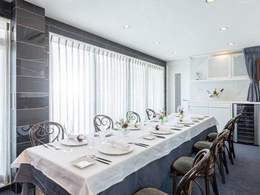 2階には入口からすべて別の完全個室も完備