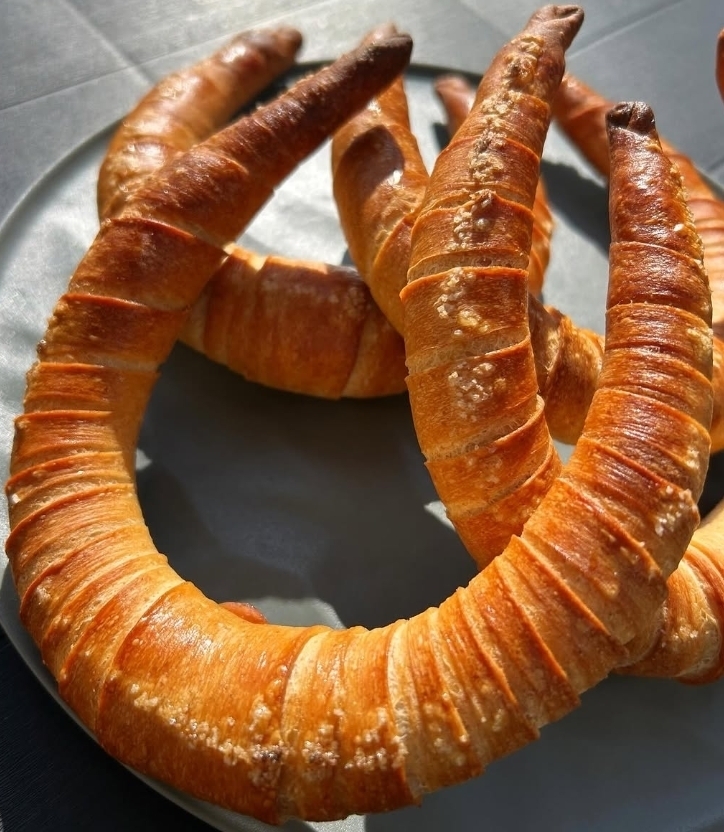 100%国産小麦使用のクレセントベーグル