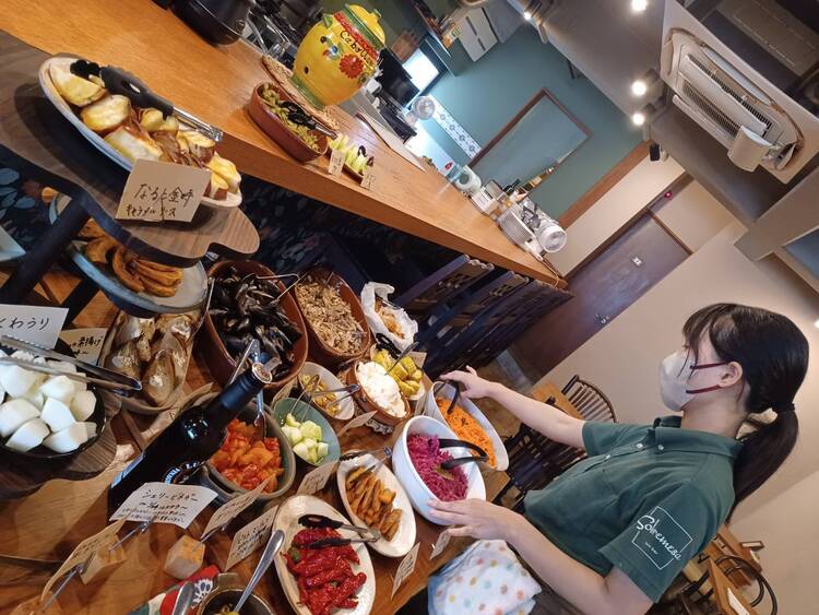 こだわりの空間で楽しむスペイン料理