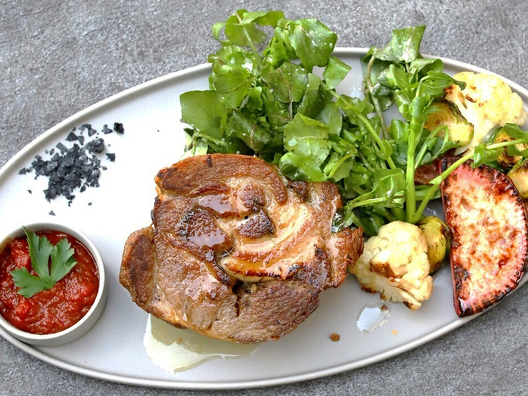 パン呑みも提案できる◎ワインも充実！