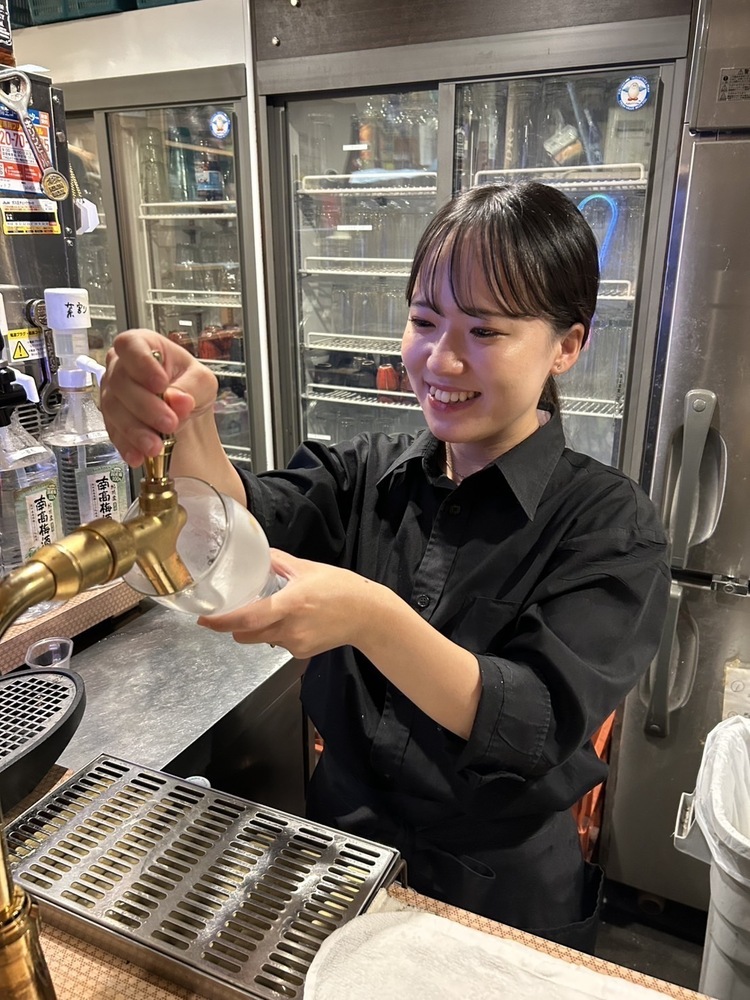 ※既存店のスタッフ画像です