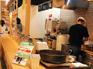 金澤濃厚中華そば 神仙 ファボーレ富山店の詳細画像2