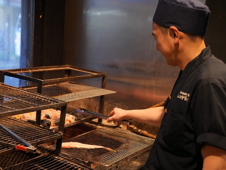 炭火焼干物食堂 しんぱち食堂　下北沢店の詳細画像4