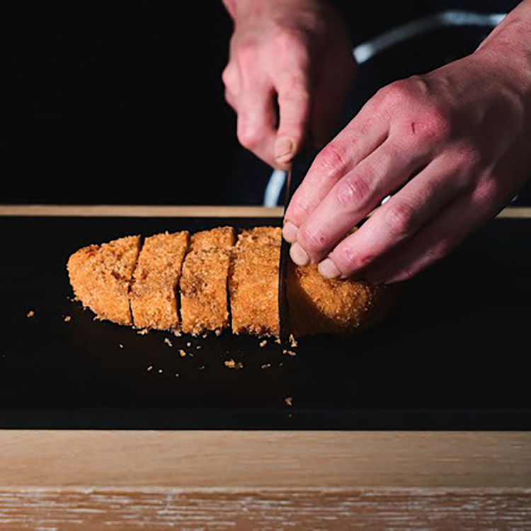 席数は30席ほどとなっております