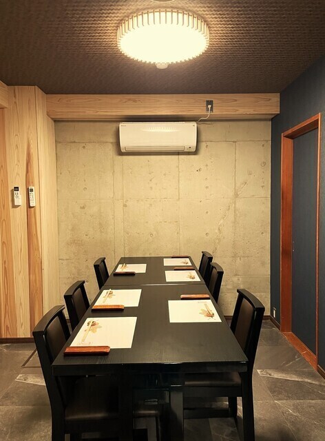 隠れ家的な雰囲気も人気◎