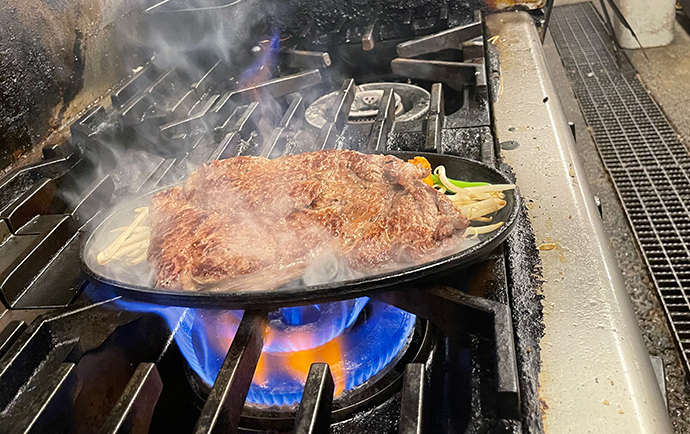 当店自慢のステーキです！