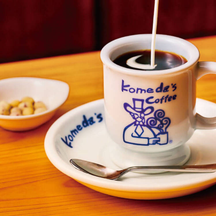 コップの形からこだわり”いつも同じ味”を