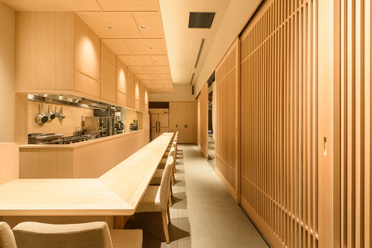 話題の麻布台ヒルズ内勤務◆駅近便利！