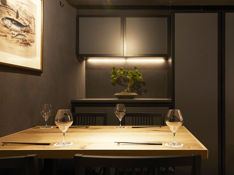 系列）新宿で人気の鮮魚×粋なビストロ♪