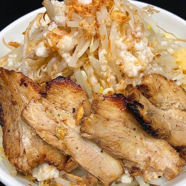 2日間かけて煮込んだ炭焼きチャーシュー